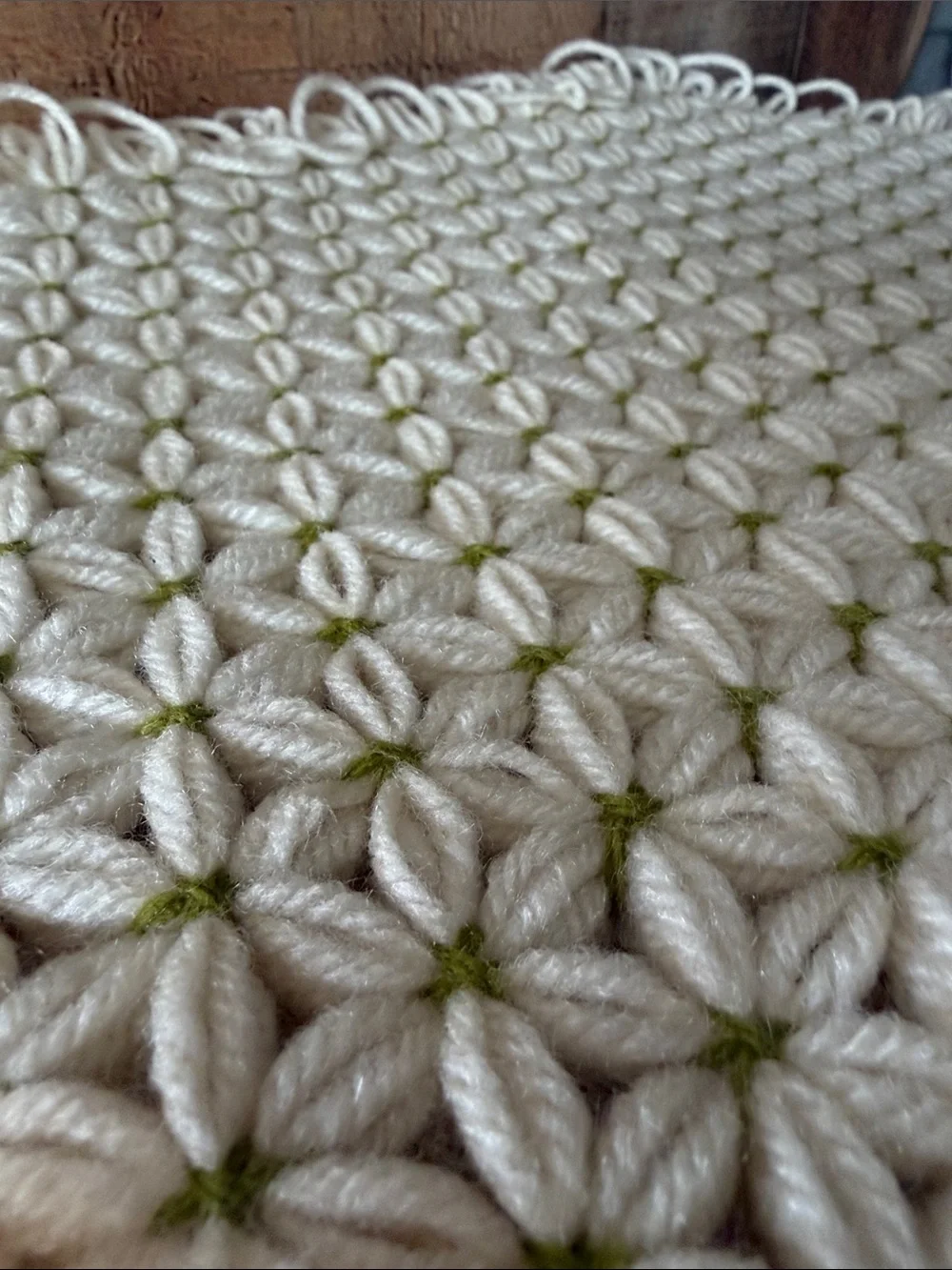 Vintage Crochet Jasmine Stitch Daisy Cream and Avocado Green Placemats Set of 6